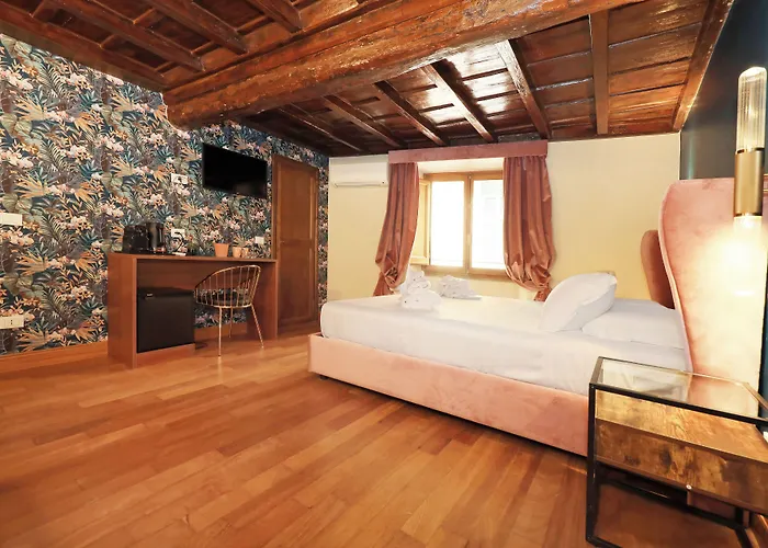 Golden Pantheon Guest house